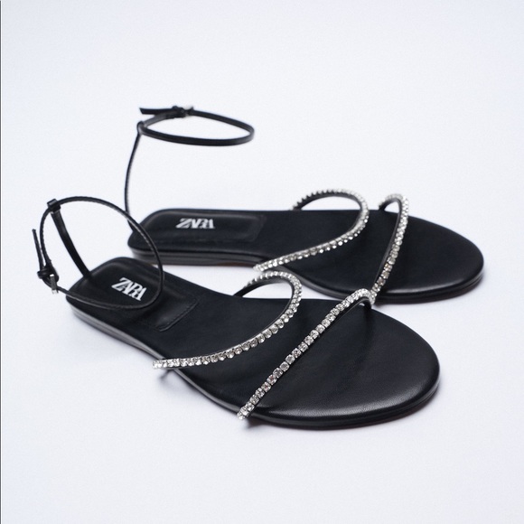 Zara black low heeled sparkly sandals NWT size 9